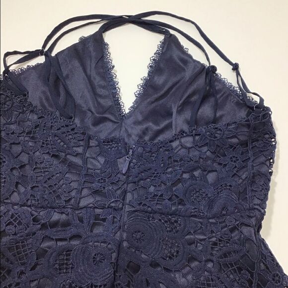 Bloomingdales Aqua Strappy Crochet Halter Maxi Dress Excellent Condition 
Size S - Picture 5 of 6